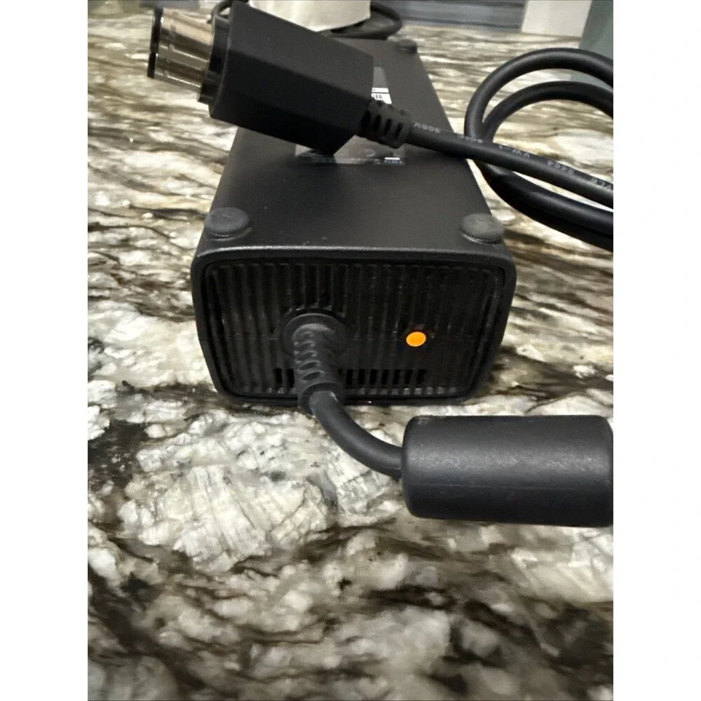 Genuine Microsoft XBOX 360 SLIM AC Power Adapter (CPA09-010A) Brick Only